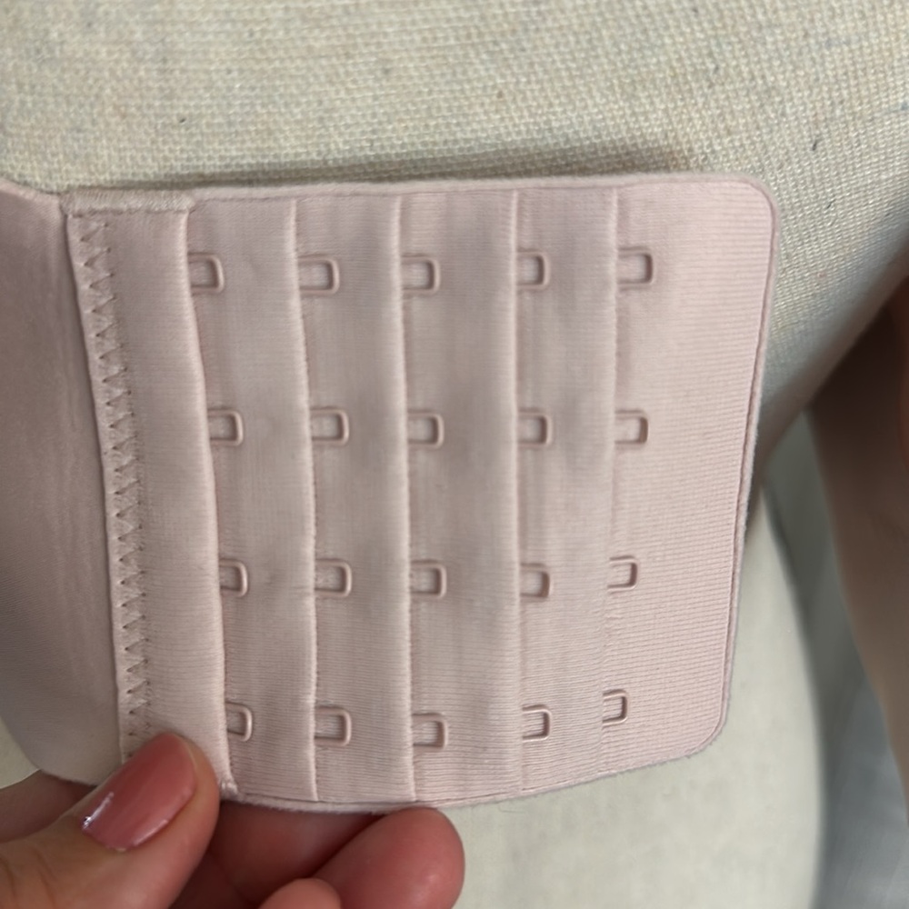 🌸 NEW Minimizing smoothing support pale pink XL bra - Picture 5 of 7